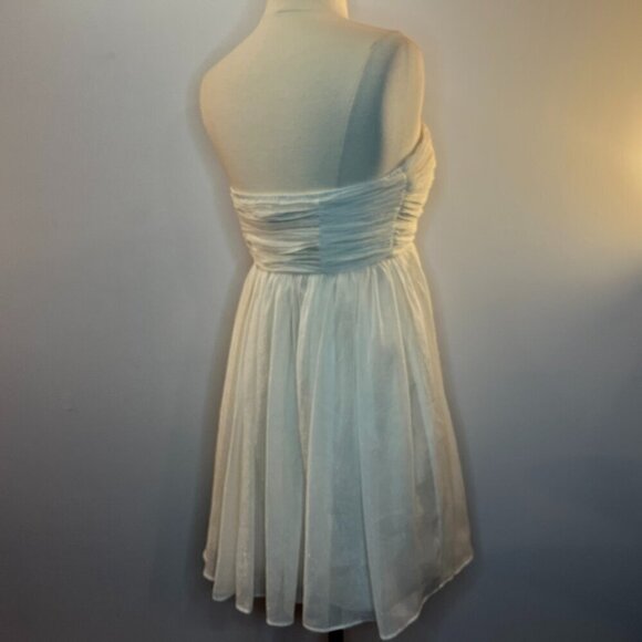 MISS MINUET Women's Ivory Sparkle Strapless Dress - Juniors Size Medium - NWT - Picture 3 of 4